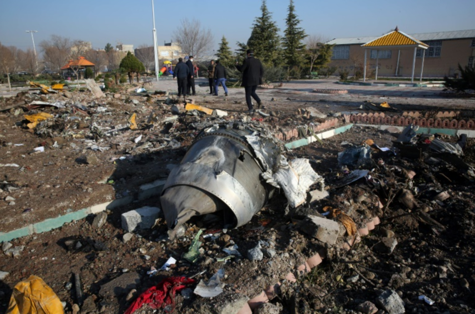 Mỹ từng trả giá đắt cho sai lầm hệt Iran trong vụ bắn rơi máy bay Ukraine - Ảnh 1