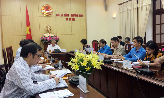 Viện trưởng Viện Công nhân công đoàn Vũ Quang Thọ: Không thể không tăng lương - Ảnh 2