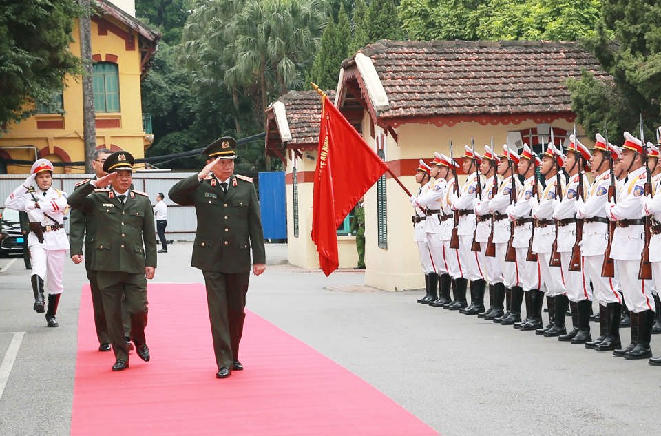 Đại tướng Tô Lâm thăm và kiểm tra kết quả công tác của Công an TP Hà Nội - Ảnh 1