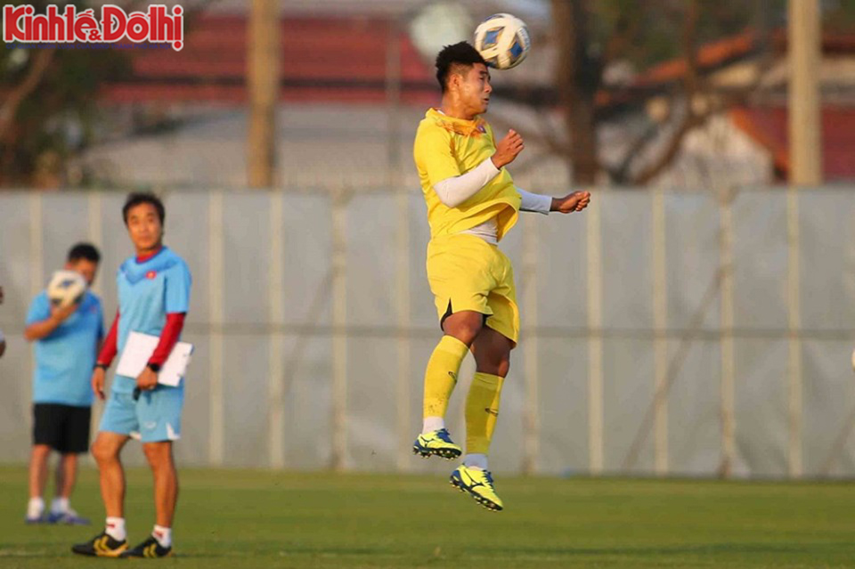 [Ảnh] U23 Việt Nam nhận tin xấu từ hàng phòng ngự trước thềm VCK U23 châu Á 2020 - Ảnh 9