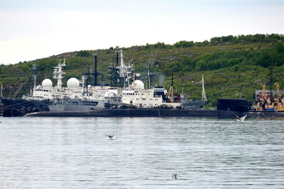 Thông tin trái chiều về vụ cháy tàu ngầm Nga khiến 14 người thiệt mạng - Ảnh 1