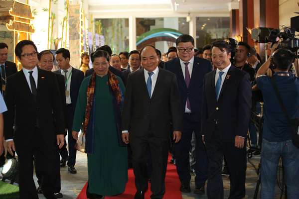 Thủ tướng Chính phủ Nguyễn Xuân Phúc:  Phát triển nhanh, phát triển cao nhưng phải bền vững - Ảnh 3