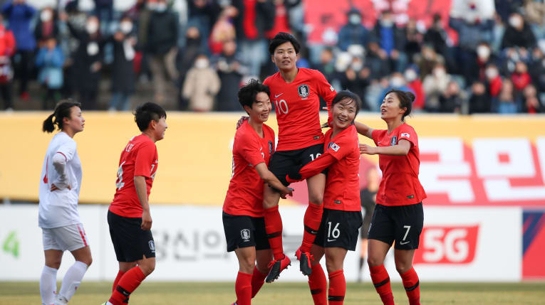 Vòng loại thứ 3 Olympic Tokyo 2020: Đội tuyển bóng đá nữ Việt Nam xếp nhì bảng - Ảnh 1
