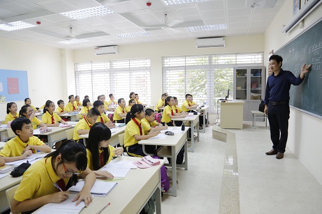 Tuyển sinh vào lớp 10 tại Hà Nội: Dự kiến công bố môn thi thứ tư vào 15/3 - Ảnh 1