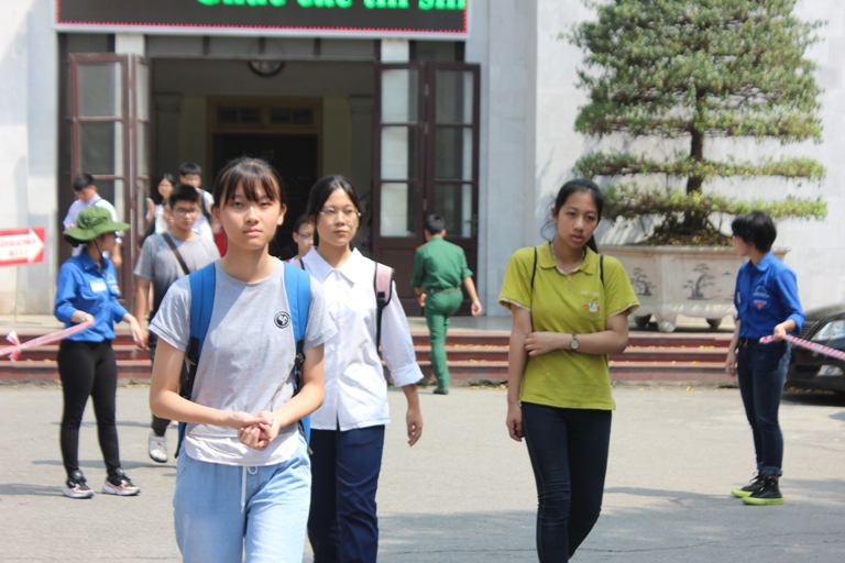 Đề Văn chuyên Khoa học Tự nhiên không khó - Ảnh 1