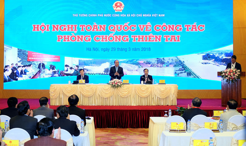 Thủ tướng Chính phủ Nguyễn Xuân Phúc: Xây dựng xã hội an toàn trước thiên tai - Ảnh 1