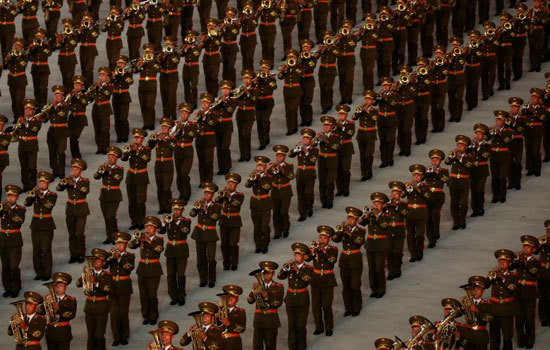 Những hình ảnh ấn tượng tại lễ hội "Biển người" mừng Quốc khánh Triều Tiên - Ảnh 11