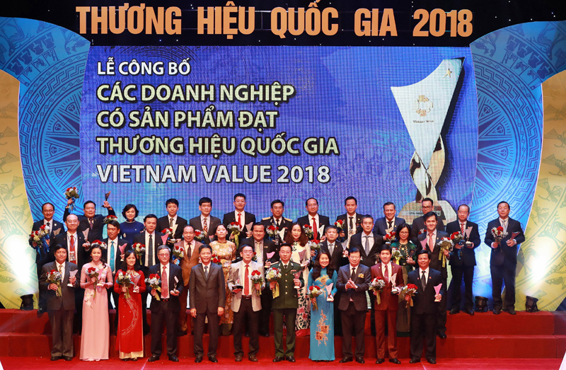 Vinamilk - 10 năm liên tiếp là thương hiệu quốc gia - Ảnh 2