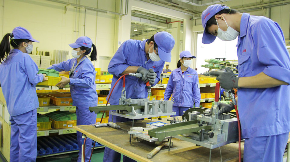 Thu hút vốn đầu tư nước ngoài: Điểm sáng của kinh tế Việt Nam - Ảnh 1