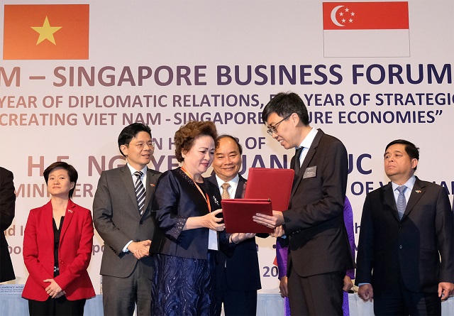 Thủ tướng: Nhiều cơ hội hợp tác mở ra cho các DN Việt Nam-Singapore - Ảnh 4