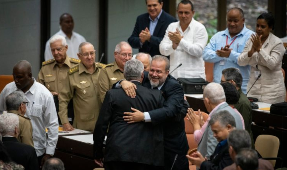 Cuba có Thủ tướng đầu tiên sau 43 năm - Ảnh 1