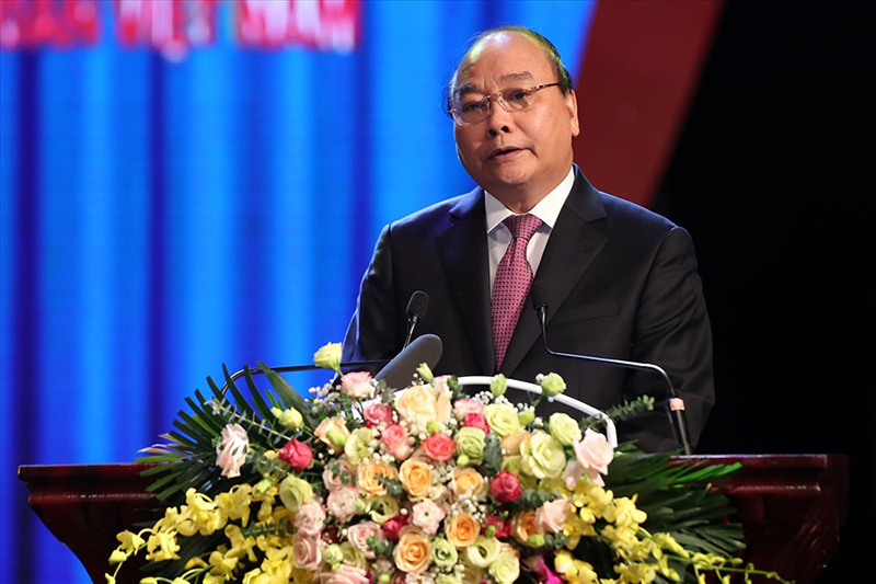 Thủ tướng: Bối cảnh mới đòi hỏi Công đoàn Việt Nam đổi mới mạnh mẽ, toàn diện - Ảnh 1