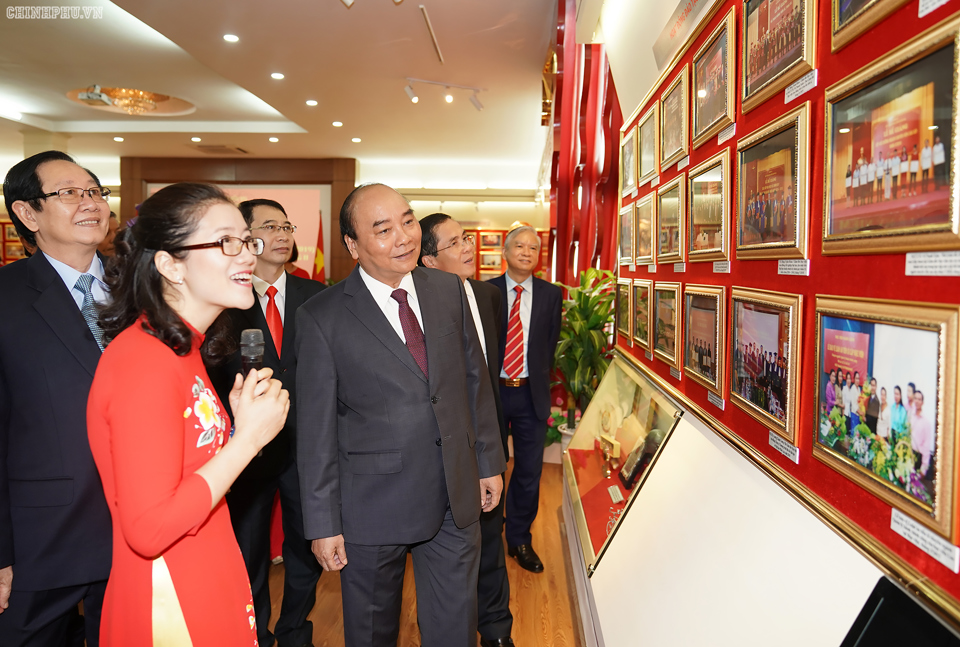 Thủ tướng Nguyễn Xuân Phúc dự lễ kỷ niệm 60 năm thành lập Học viện Hành chính Quốc gia - Ảnh 2