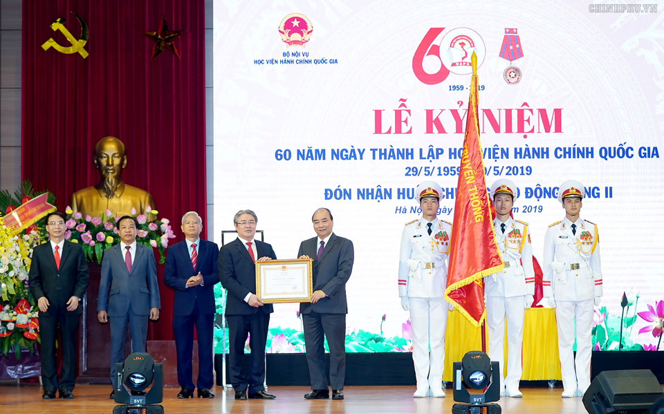 Thủ tướng Nguyễn Xuân Phúc dự lễ kỷ niệm 60 năm thành lập Học viện Hành chính Quốc gia - Ảnh 3
