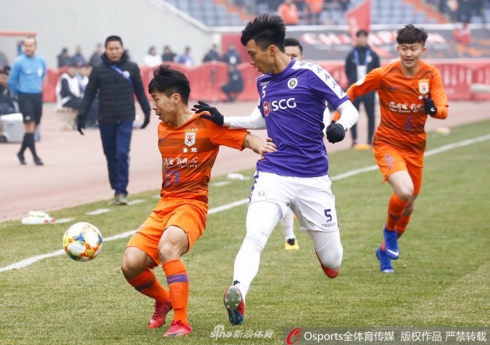 Thua ngược Shandong Luneng, Hà Nội FC lỡ hẹn AFC Champions League - Ảnh 1