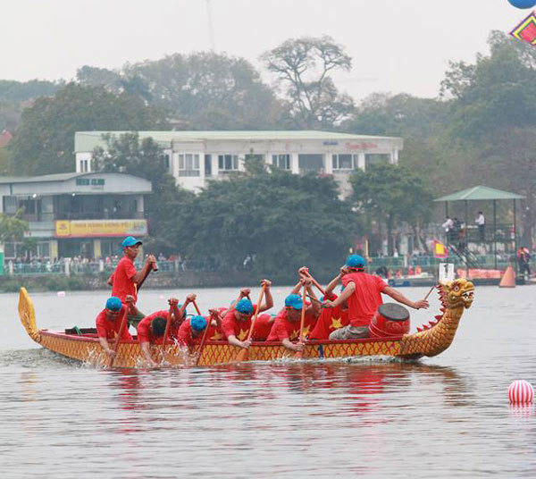 [Ảnh] Hấp dẫn với màn tranh tài tại Lễ hội Bơi chải thuyền rồng Hà Nội 2019 - Ảnh 5