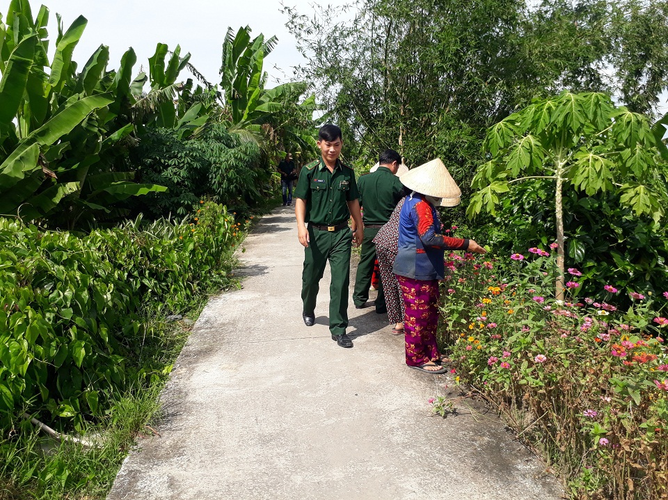 Đồn Biên phòng Khánh Hội “định vị“ tàu cá nhằm hạn chế vi phạm pháp luật trên biển - Ảnh 2