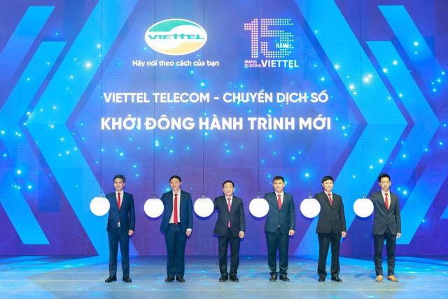 Sau 15 năm, Viettel Telecom tuyên bố sẽ dẫn dắt chuyển đổi số tại Việt Nam - Ảnh 1