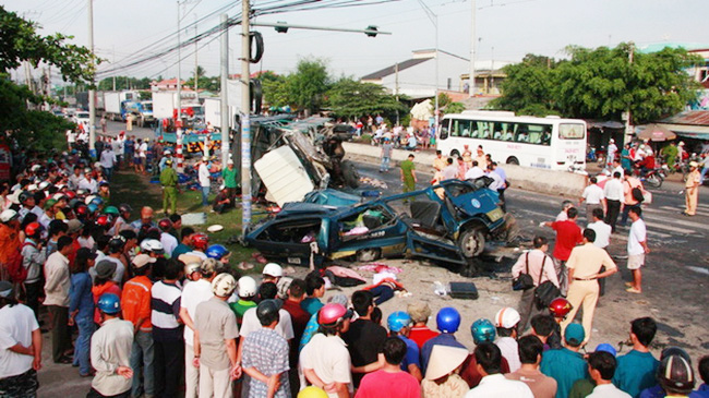 Hơn 1.900 người chết vì tai nạn giao thông trong 3 tháng - Ảnh 1