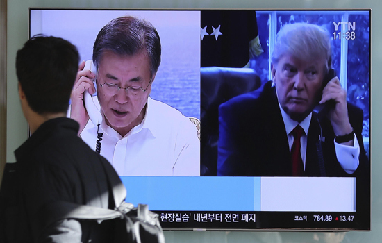 Tổng thống Mỹ sẵn sàng đàm phán với Triều Tiên trong "hoàn cảnh thích hợp" - Ảnh 1