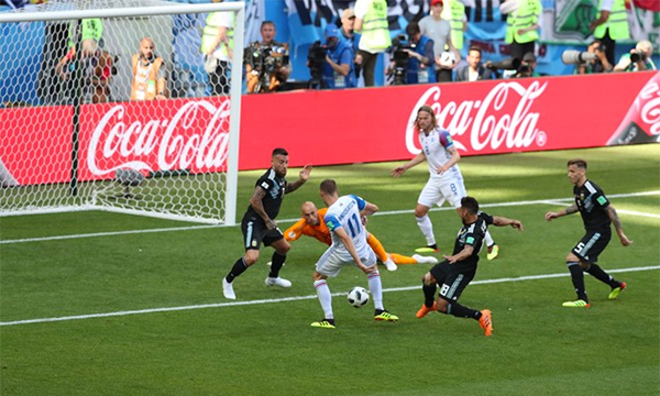 Messi đá hỏng phạt đền, Argentina chia điểm Iceland - Ảnh 2