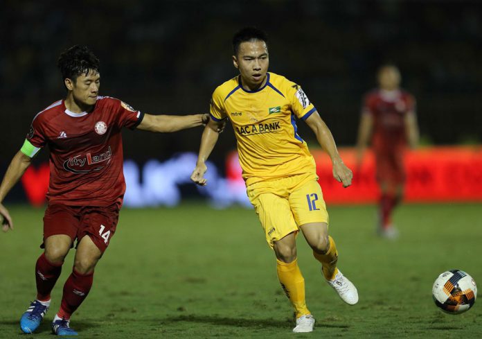 Đánh bại SLNA, đội tuyển TP Hồ Chí Minh "phả hơi nóng vào gáy" Hà Nội FC - Ảnh 1