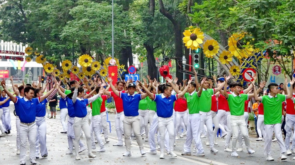 [Photo] Thành phố Hồ Chí Minh những ngày tháng Tư lịch sử - Ảnh 8