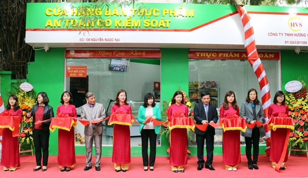 Quận Thanh Xuân tiếp tục mở cửa hàng thực phẩm an toàn - Ảnh 1