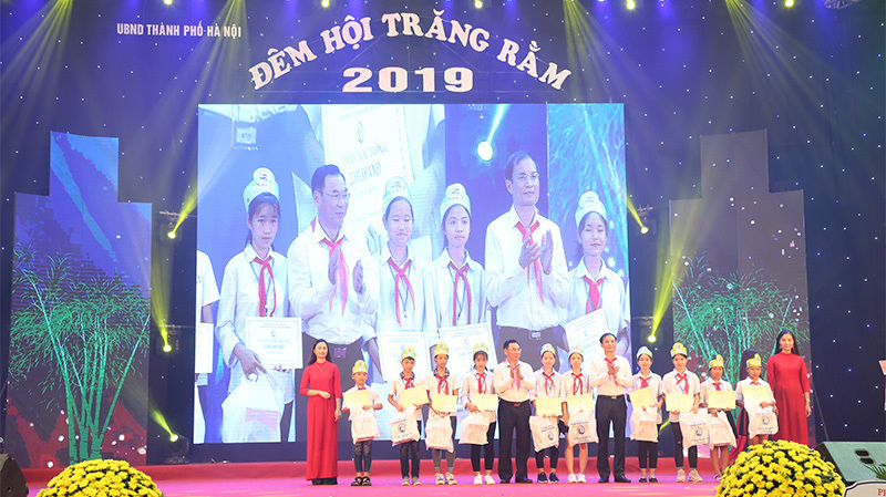 1.000 trẻ em Hà Nội vui “Đêm hội Trăng rằm năm 2019” - Ảnh 5