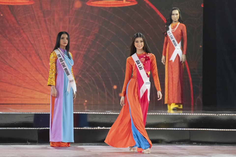 Bán kết Hoa hậu hoàn vũ Việt Nam 2019: Đặc sắc và ấn tượng - Ảnh 7