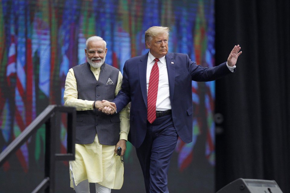 Món quà của ông Modi hay sự "thức thời" của Tổng thống Trump - Ảnh 1