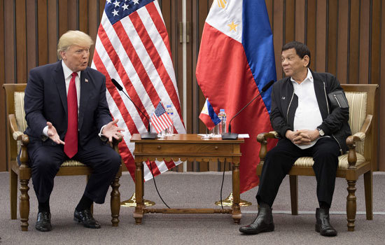 Những hình ảnh mới nhất của Tổng thống Donald Trump thăm Philippines - Ảnh 7