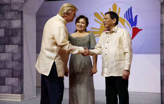 Những hình ảnh mới nhất của Tổng thống Donald Trump thăm Philippines - Ảnh 5