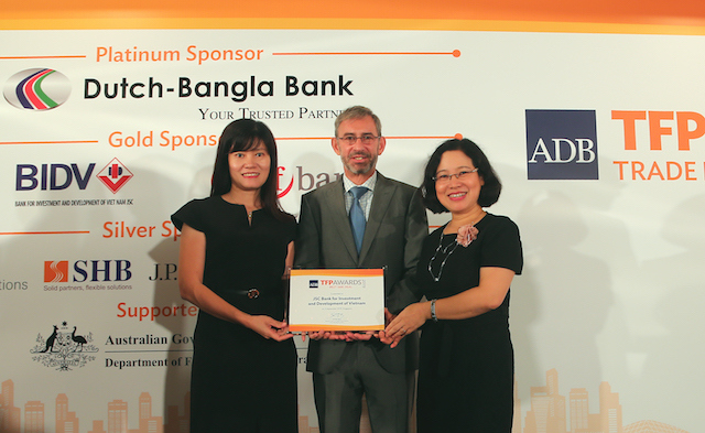 BIDV nhận giải thưởng “Best SME Deal” của ADB - Ảnh 1