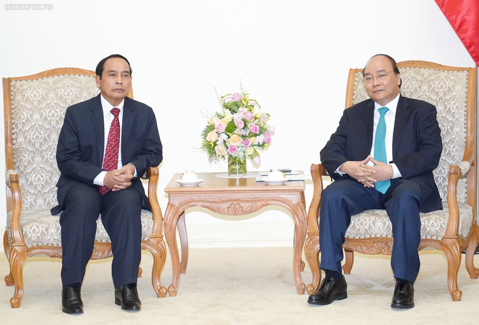 Thủ tướng Nguyễn Xuân Phúc tiếp Phó Thủ tướng Lào - Ảnh 1