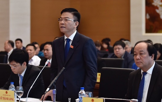 Bộ trưởng Bộ Tư pháp Lê Thành Long trả lời chất vấn - Ảnh 2