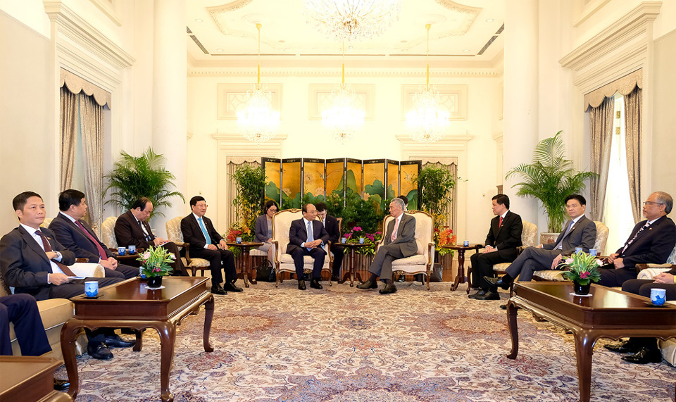 Thủ tướng Nguyễn Xuân Phúc hội đàm với Thủ tướng Lý Hiển Long - Ảnh 3