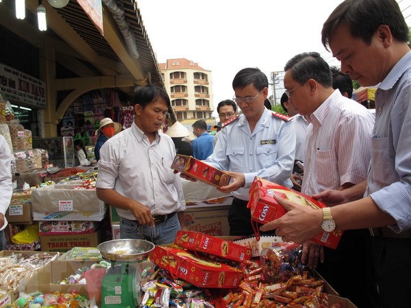 Hà Nội: Bảo đảm an toàn thực phẩm dịp Tết và lễ hội Xuân năm 2019 - Ảnh 1