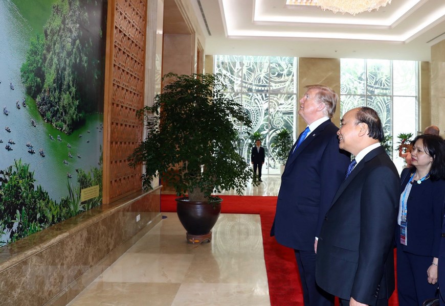 Ảnh: Thủ tướng Nguyễn Xuân Phúc hội kiến Tổng thống Hoa Kỳ Donald Trump - Ảnh 9