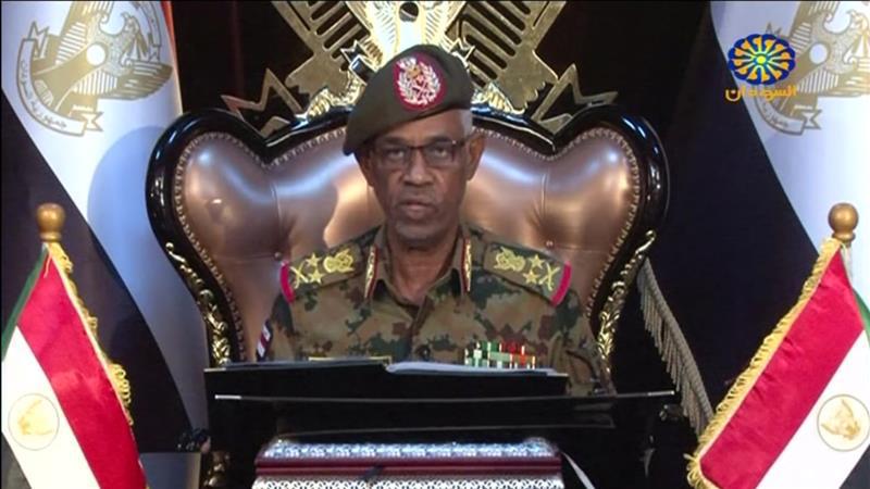 Một ngày sau khi cầm quyền, lãnh đạo mới của Sudan từ chức - Ảnh 1