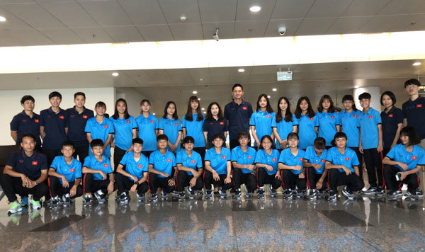 U15 nữ Việt Nam lên đường tham dự giải U15 nữ Đông Nam Á 2019 - Ảnh 1
