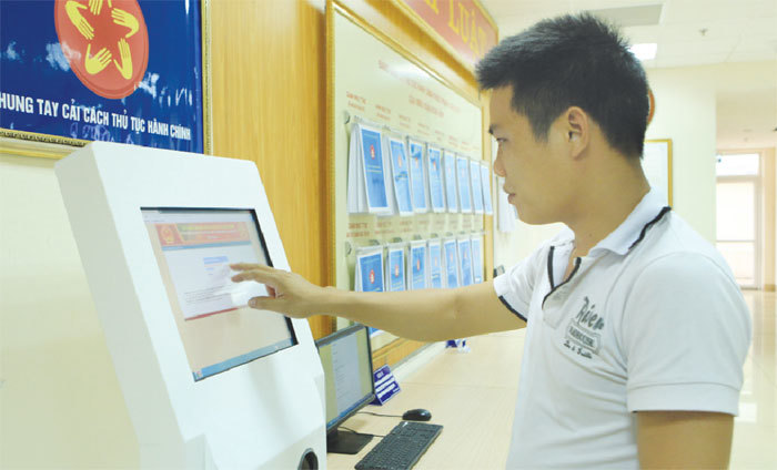 Quận Hoàn Kiếm: Ứng dụng công nghệ  vào cải cách hành chính - Ảnh 2