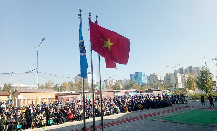 Kỷ niệm 70 năm thành lập trường Hồ Chí Minh ở Mông Cổ - Ảnh 1