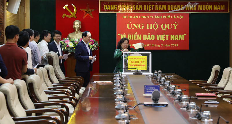 Cơ quan Văn phòng HĐND TP Hà Nội ủng hộ Quỹ “Vì biển, đảo Việt Nam” - Ảnh 1
