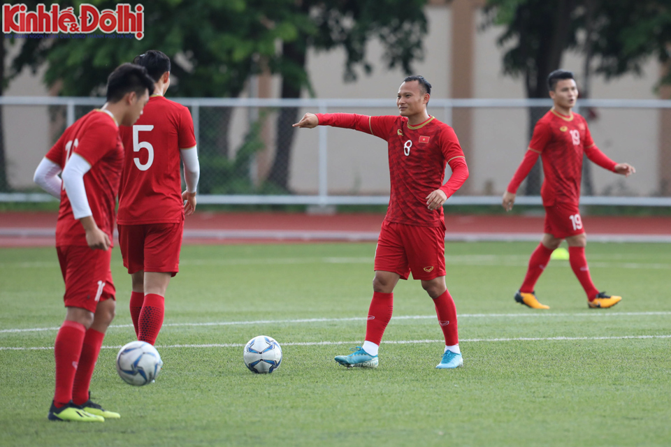 [Ảnh] U22 Việt Nam sẵn sàng cho trận đấu mở màn tại SEA Games 30 - Ảnh 9