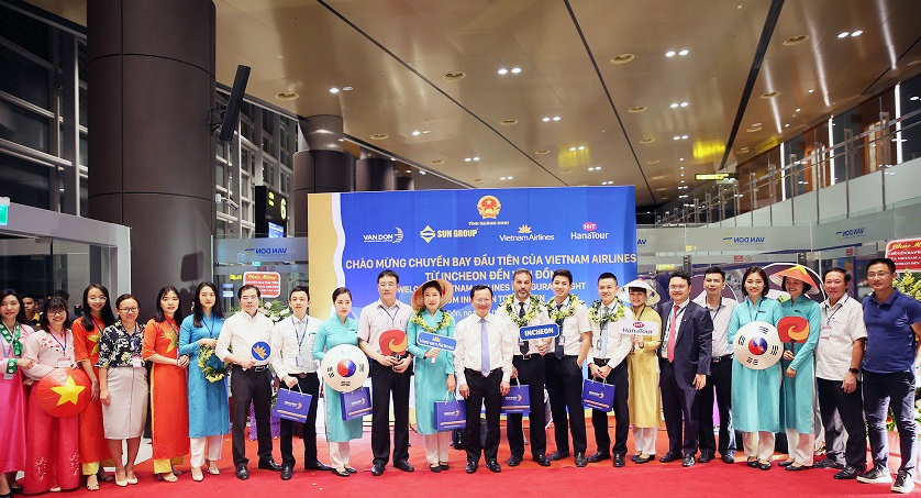 Cảng hàng không Quốc tế Vân Đồn đón chuyến bay đầu tiên từ Hàn Quốc - Ảnh 3