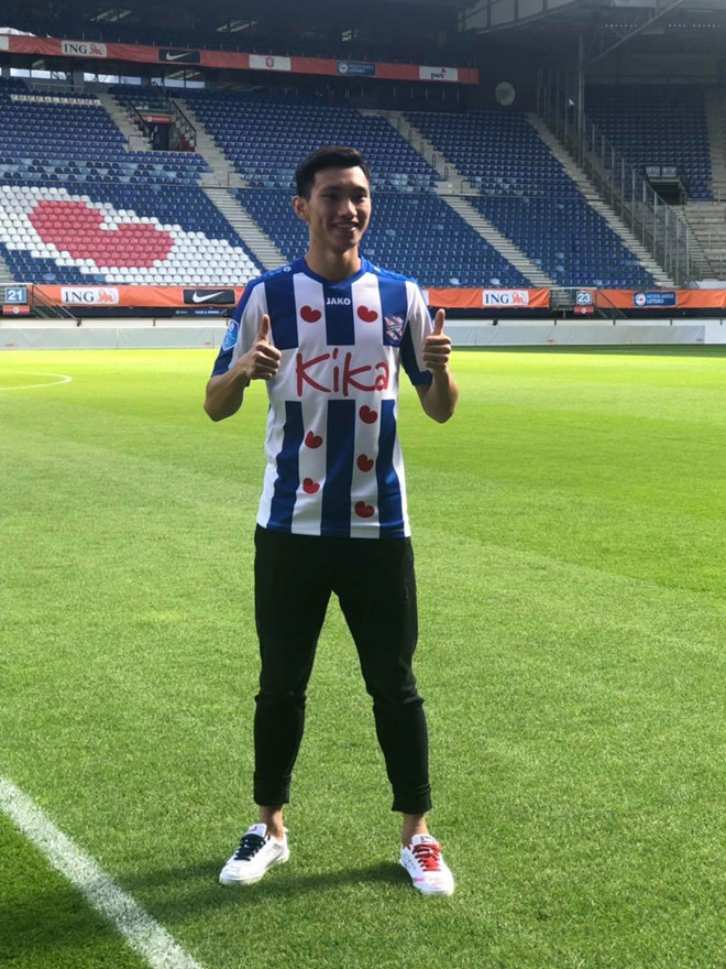 Chính thức ra mắt SC Heerenveen, Văn Hậu sẽ được về đá SEA Games - Ảnh 1