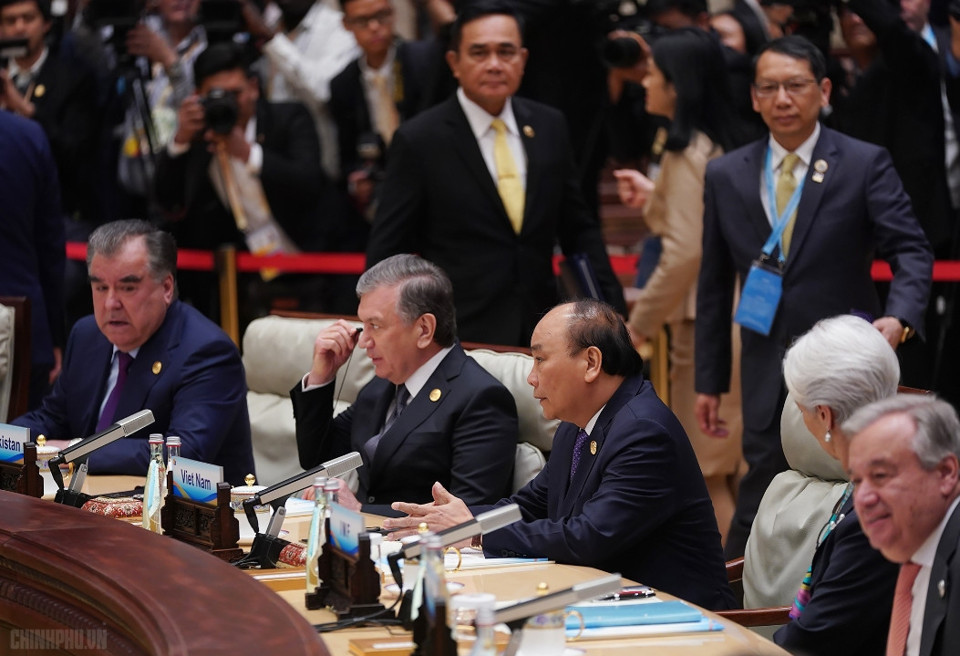 Thủ tướng Nguyễn Xuân Phúc kết thúc chuyến tham dự Diễn đàn “Vành đai và Con đường” - Ảnh 2