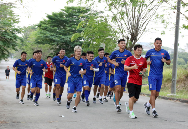 Sai sót của Ban tổ chức ASIAD khiến Olympic Việt Nam gặp khó ngay buổi tập đầu - Ảnh 1