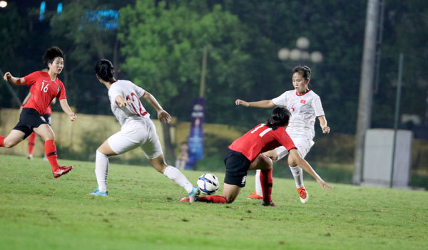 Để thua U19 nữ Hàn Quốc, U19 nữ Việt Nam lách qua khe cửa hẹp vượt qua vòng bảng - Ảnh 2